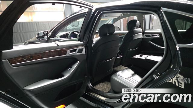 Hyundai Genesis 2016 — photo 16