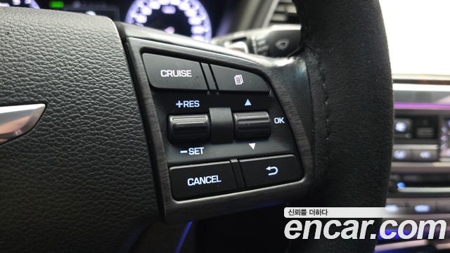 Hyundai Genesis 2016 — photo 31