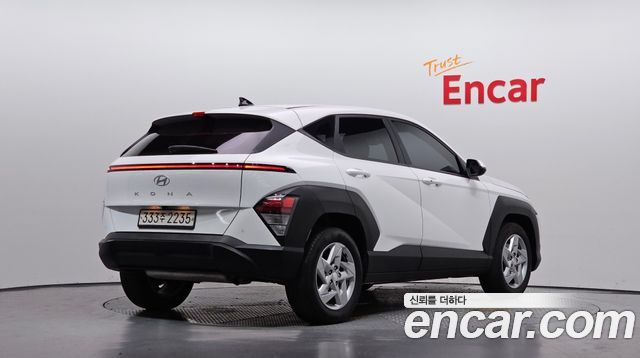 Hyundai Kona 2023 — photo 2