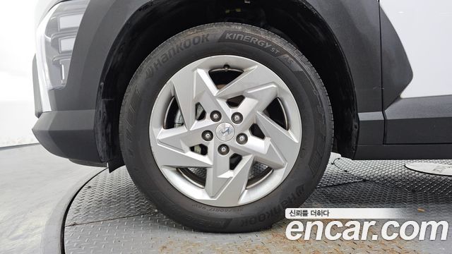 Hyundai Kona 2023 — photo 5