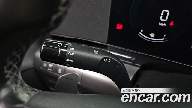 Hyundai Kona 2023 — photo 24