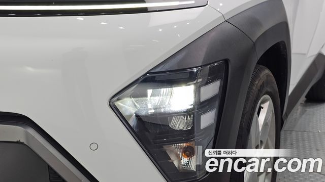 Hyundai Kona 2023 — photo 8