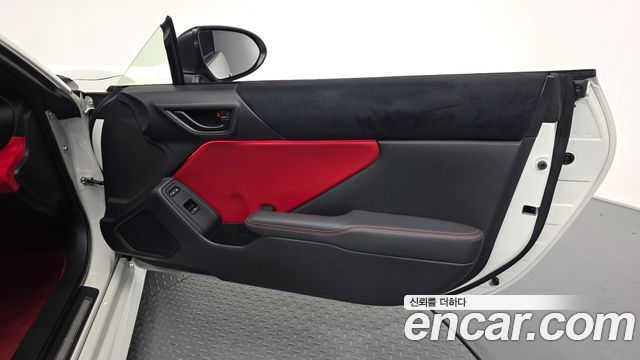 Toyota 86 2023 — photo 14