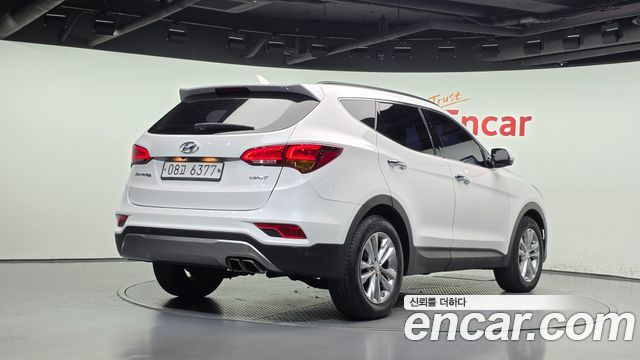 Hyundai Santafe 2017 — photo 2