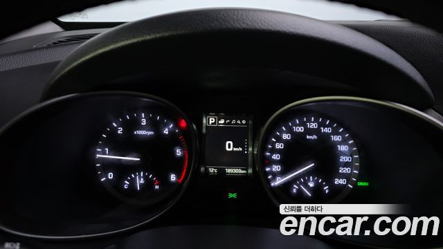 Hyundai Santafe 2017 — photo 8