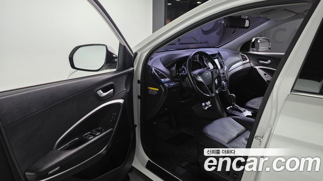 Hyundai Santafe 2017 — photo 10