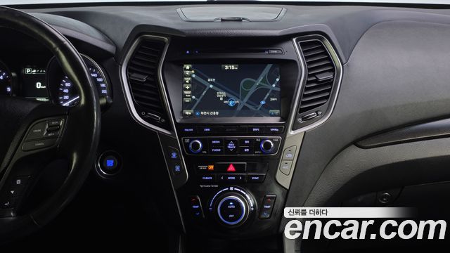 Hyundai Santafe 2017 — photo 14