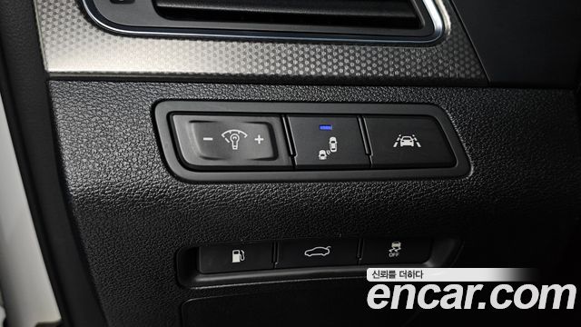 Hyundai Sonata 2016 — photo 18