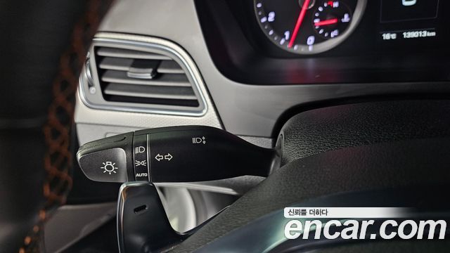 Hyundai Sonata 2016 — photo 32