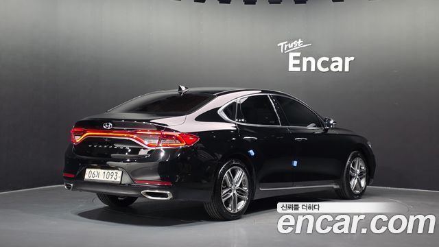 Hyundai Grandeur 2018 — photo 2