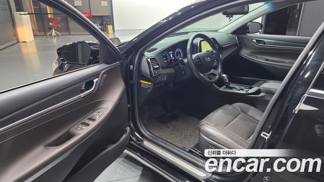 Hyundai Grandeur 2018 — photo 10