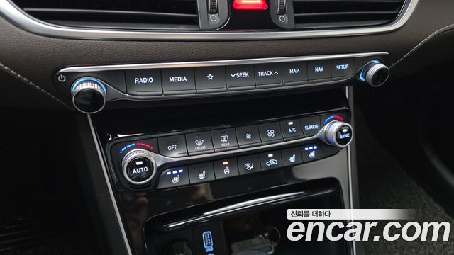 Hyundai Grandeur 2018 — photo 19