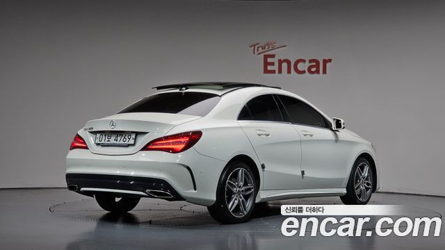 Mercedes-Benz CLA-Class 2018 — photo 2