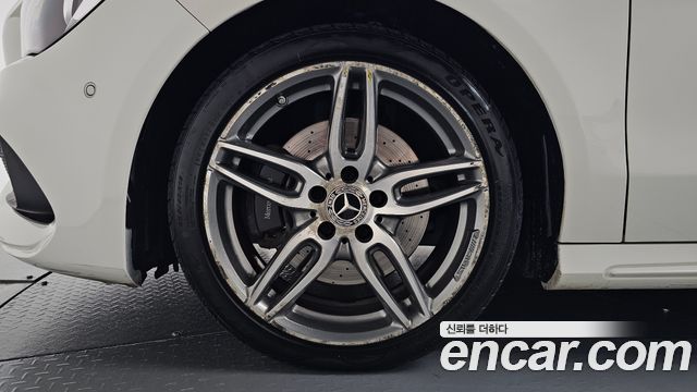 Mercedes-Benz CLA-Class 2018 — photo 5