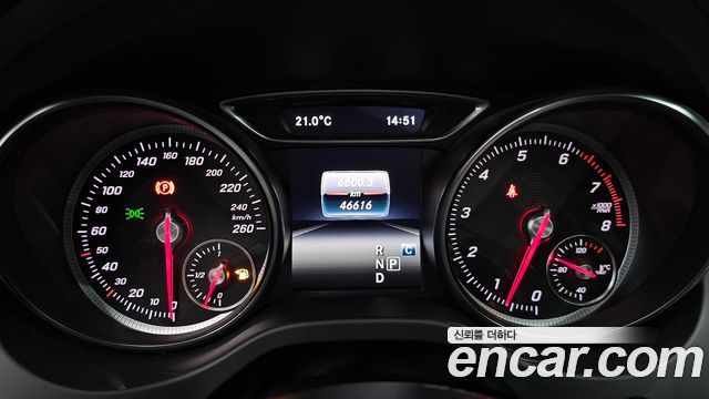 Mercedes-Benz CLA-Class 2018 — photo 11