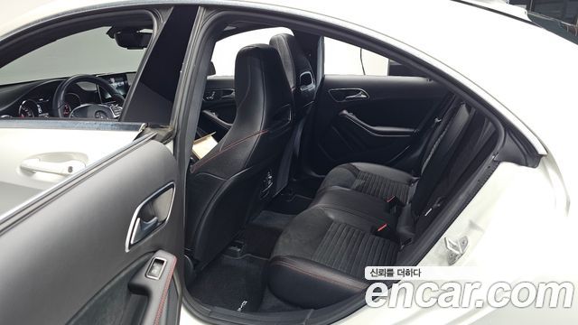 Mercedes-Benz CLA-Class 2018 — photo 18