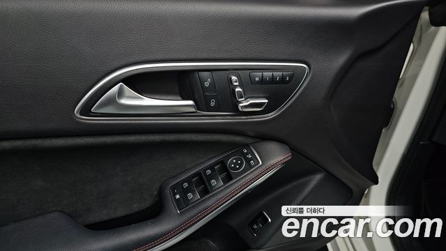 Mercedes-Benz CLA-Class 2018 — photo 28
