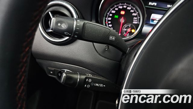 Mercedes-Benz CLA-Class 2018 — photo 31