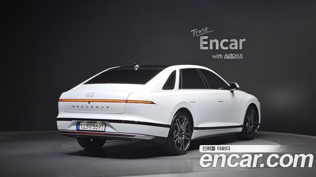 Hyundai Grandeur 2023 — photo 2