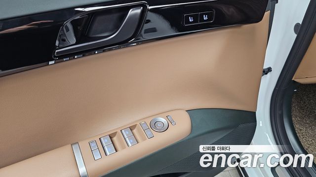Hyundai Grandeur 2023 — photo 28