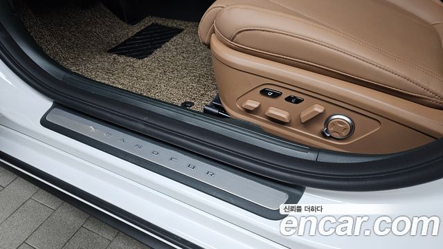 Hyundai Grandeur 2023 — photo 30