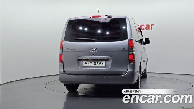 Hyundai Starex 2017 — photo 4