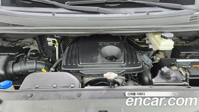Hyundai Starex 2017 — photo 6