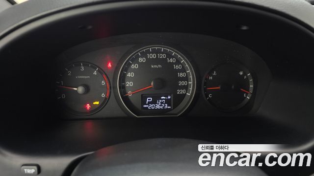 Hyundai Starex 2017 — photo 8