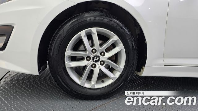 Kia K5 2011 — photo 5