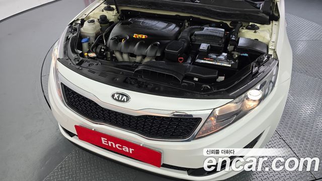 Kia K5 2011 — photo 6