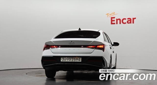 Hyundai AVANTE 2024 — photo 4