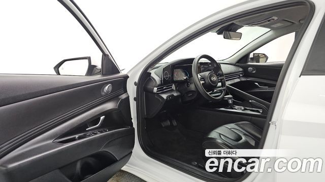 Hyundai AVANTE 2024 — photo 10