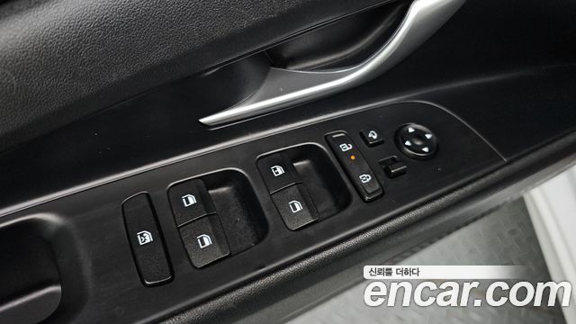 Hyundai AVANTE 2024 — photo 16