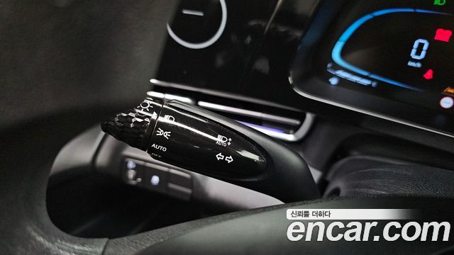 Hyundai AVANTE 2024 — photo 18