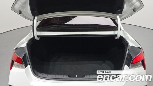 Hyundai AVANTE 2024 — photo 20
