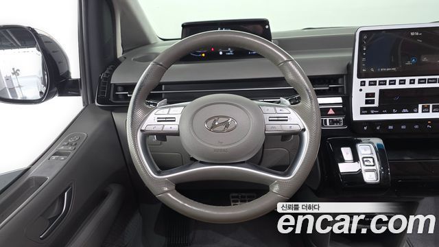 Hyundai Staria 2022 — photo 12