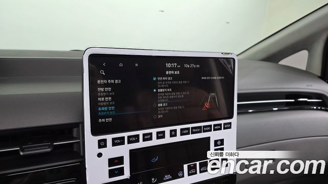 Hyundai Staria 2022 — photo 15