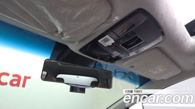 Hyundai Staria 2022 — photo 18