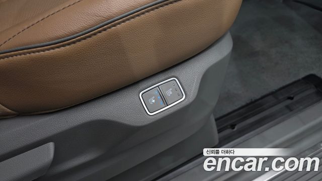 Hyundai Staria 2022 — photo 19