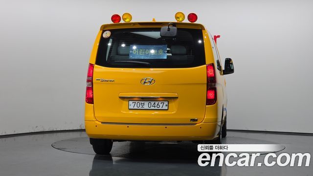 Hyundai Starex 2021 — photo 4