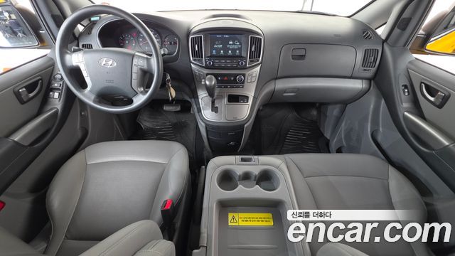 Hyundai Starex 2021 — photo 10