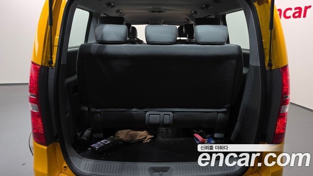 Hyundai Starex 2021 — photo 22