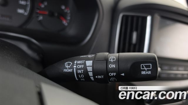 Hyundai Starex 2021 — photo 28