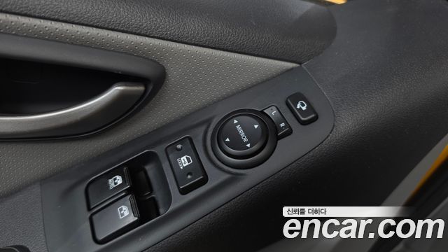 Hyundai Starex 2021 — photo 29