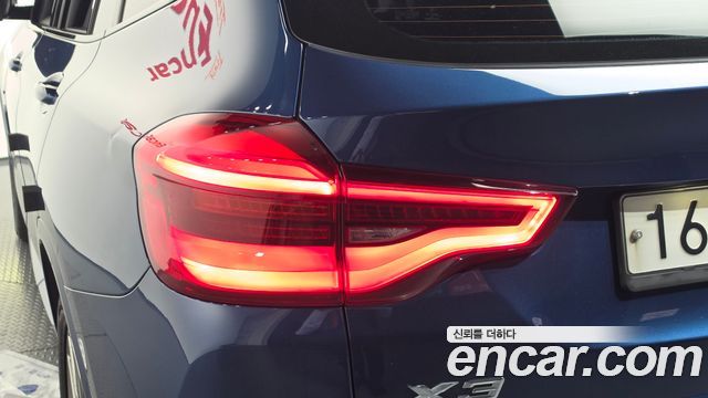 BMW X3 2019 — photo 9