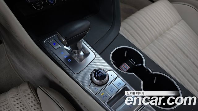 Genesis G70 2021 — photo 12