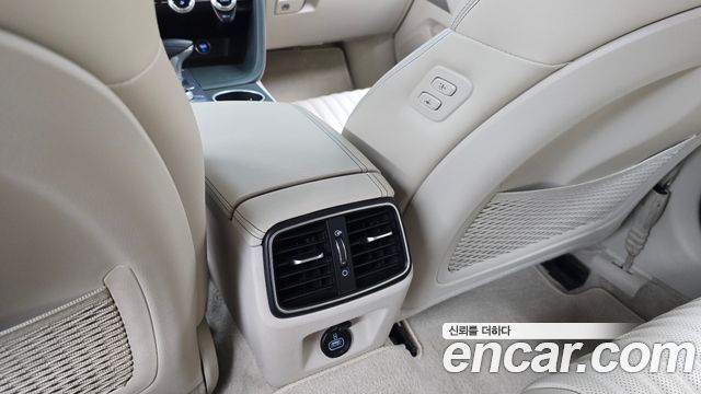 Genesis G70 2021 — photo 31