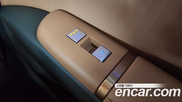 Hyundai Grandeur 2025 — photo 19