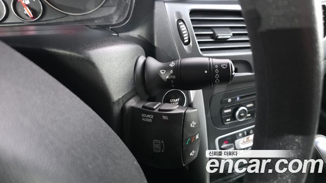 Renault Korea SM5  2016 — photo 24