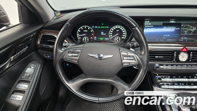 Genesis EQ900 2018 — photo 13